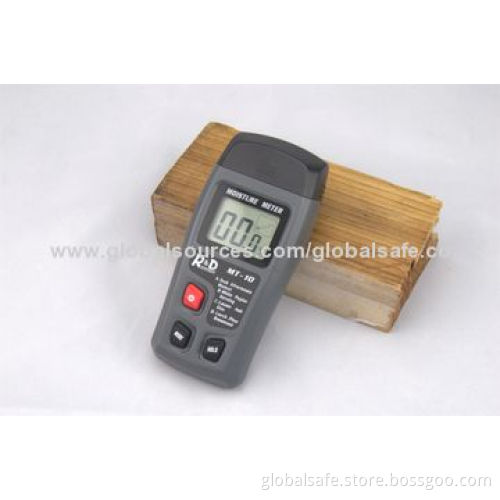 Portable and low-cost wood moisture meter
